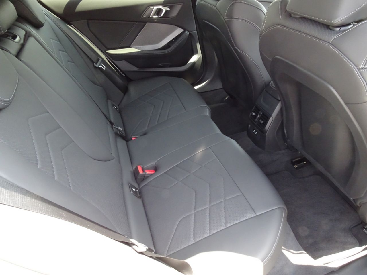 120 Sport Sports Hatch