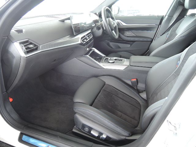 G26 420d xDrive Gran Coupe RHD