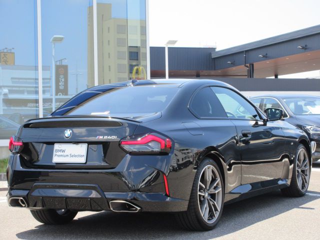 M240i xDrive Coupé RHD