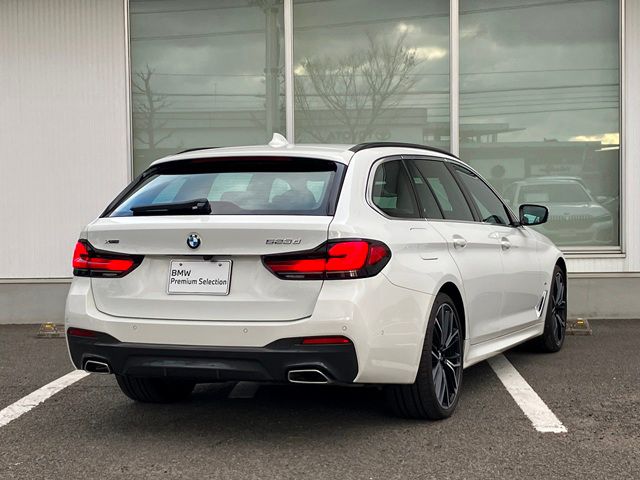 520d xDrive Touring RHD