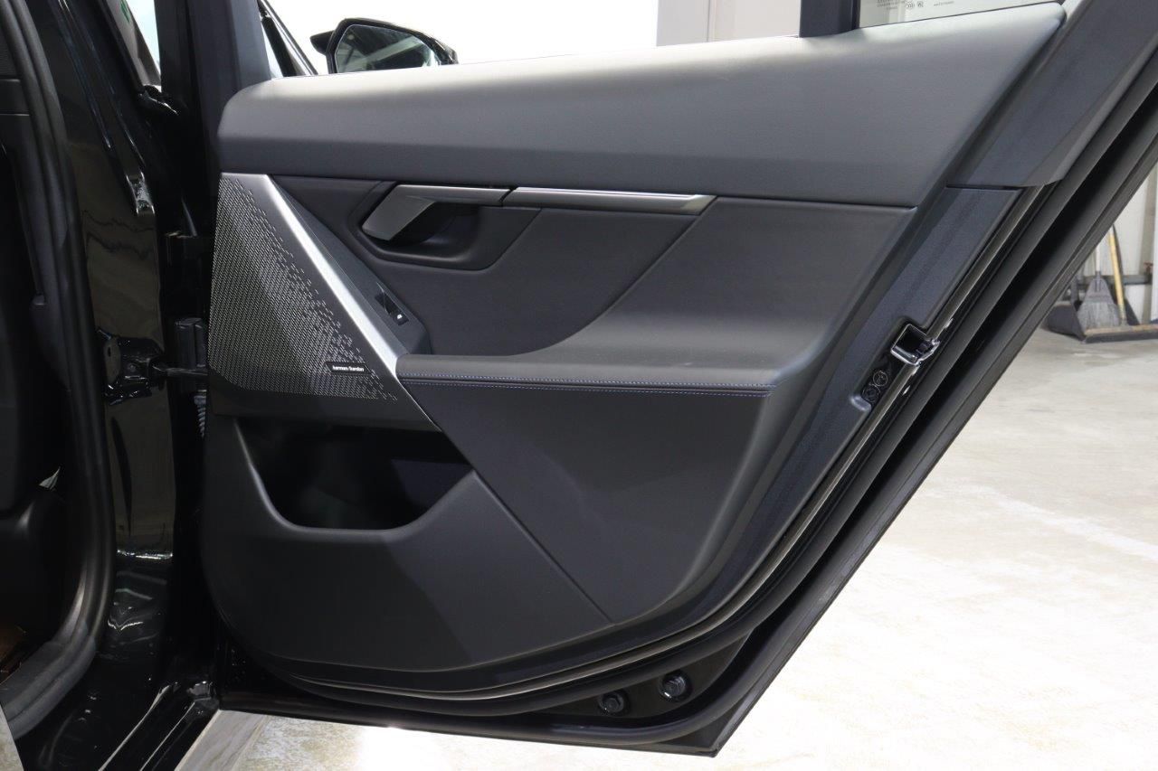 BMW i5 M60 xDrive Sedan RHD