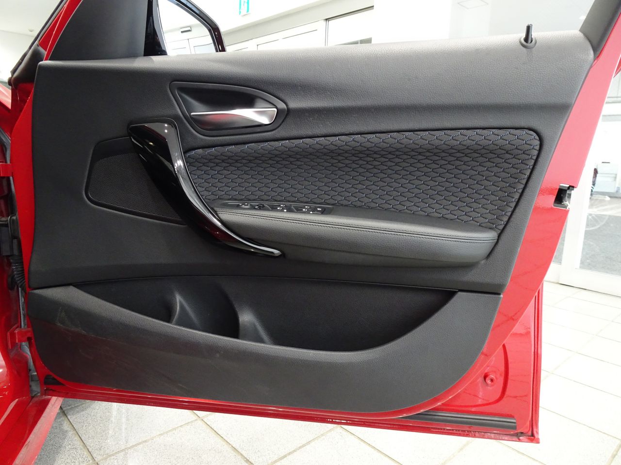 118 5DOOR RHD