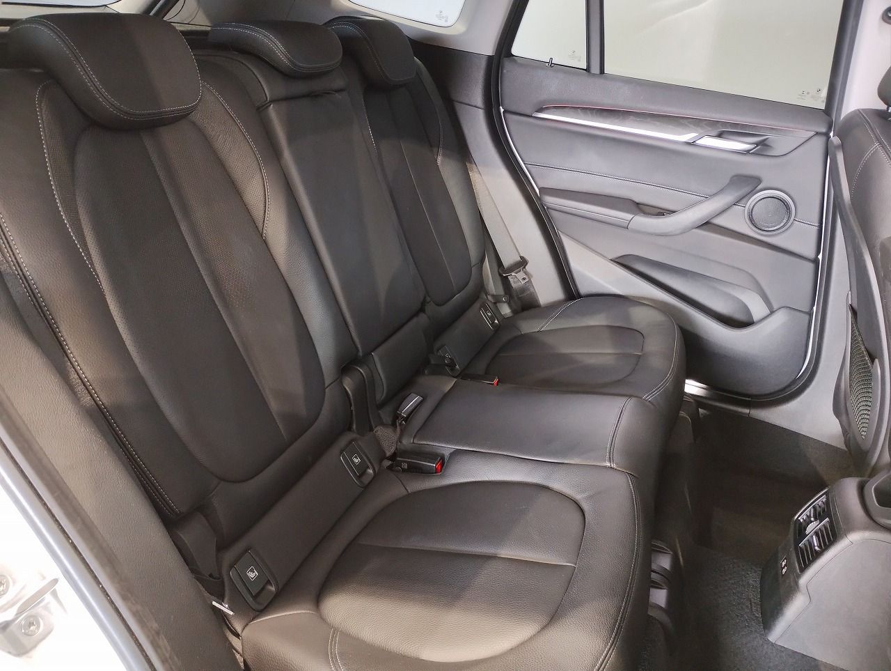 X1 sDrive18i RHD