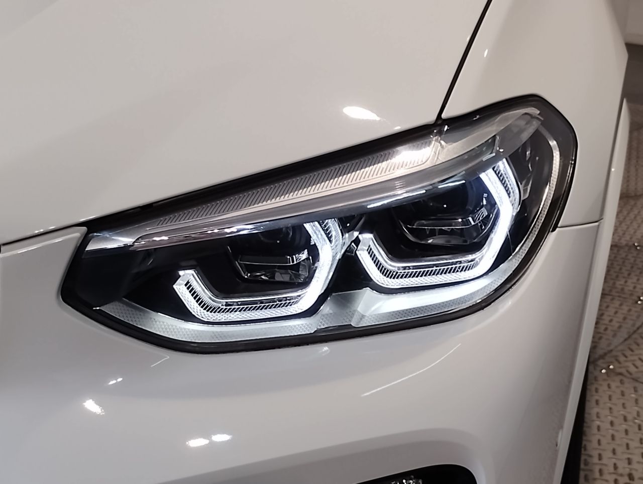 X4 xDrive20d RHD