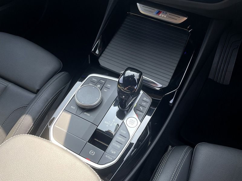 G01 X3 M40i RHD LCI ZA