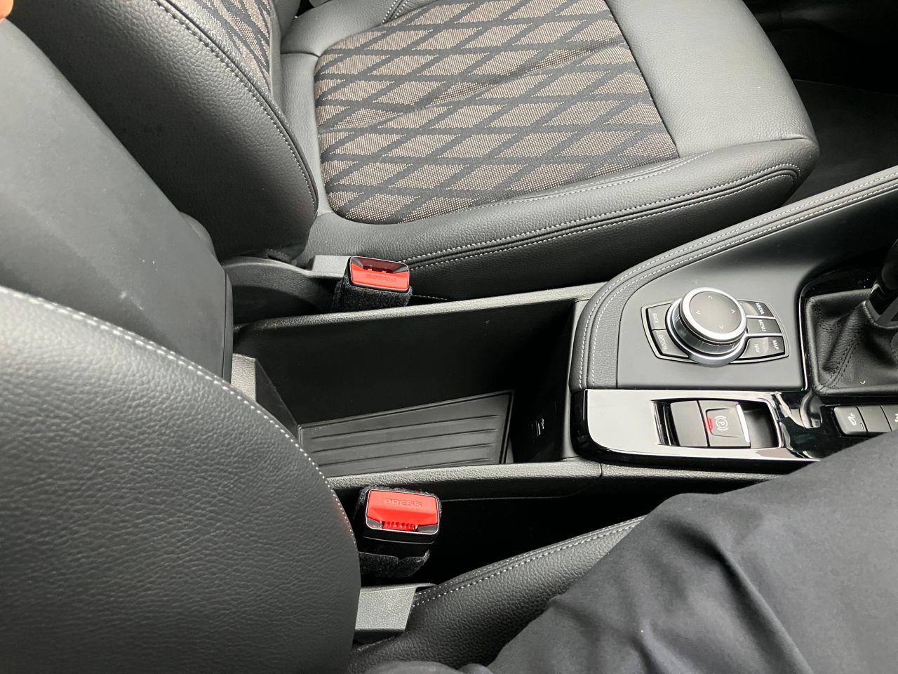 F48 X1 xDrive18d B47 2.0d LCI