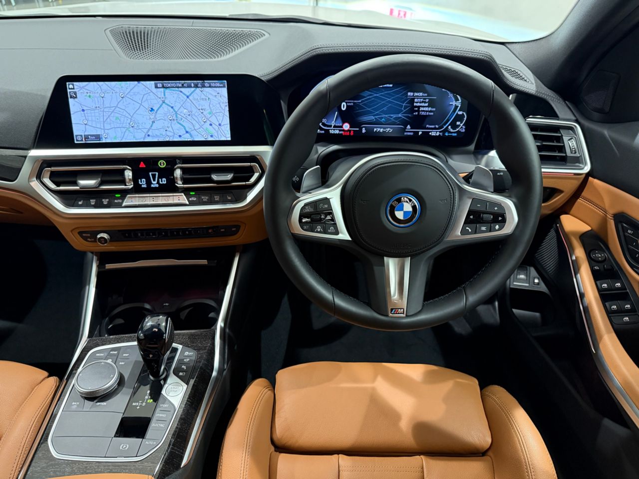 G20 330e Saloon RHD MX