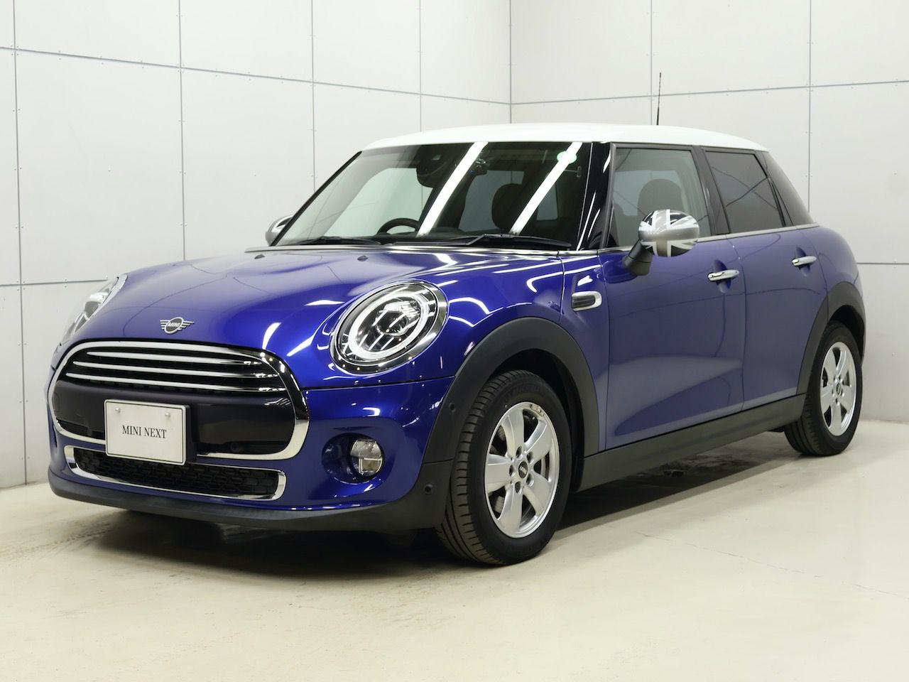 F55 COOPER D (AT)