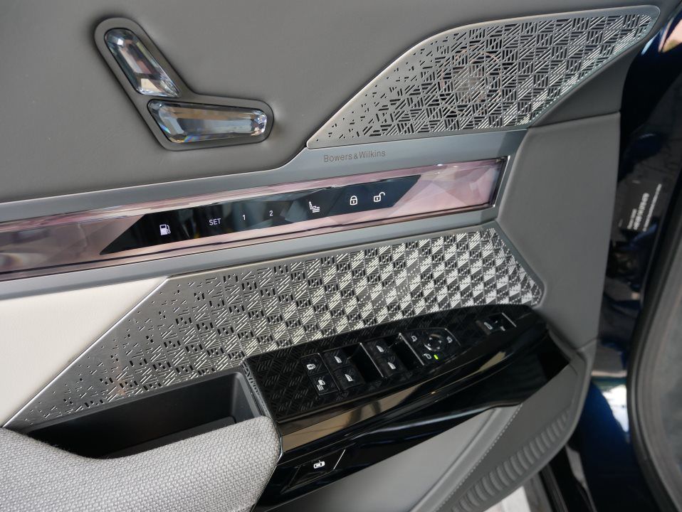 BMW 760