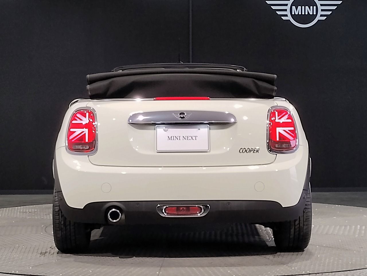 F57 MINI Cooper Convertible LCI