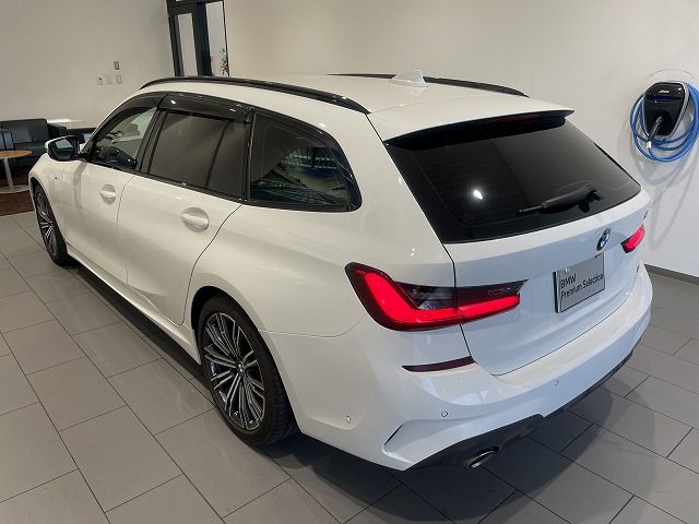 G21 320i RHD