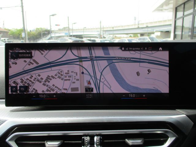 320d xDrive Berline RHD