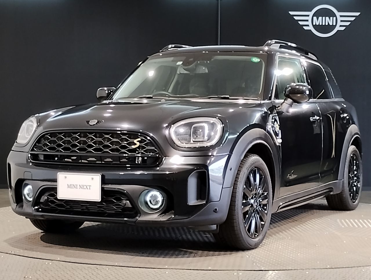MINI COOPER SE CROSSOVER ALL4.