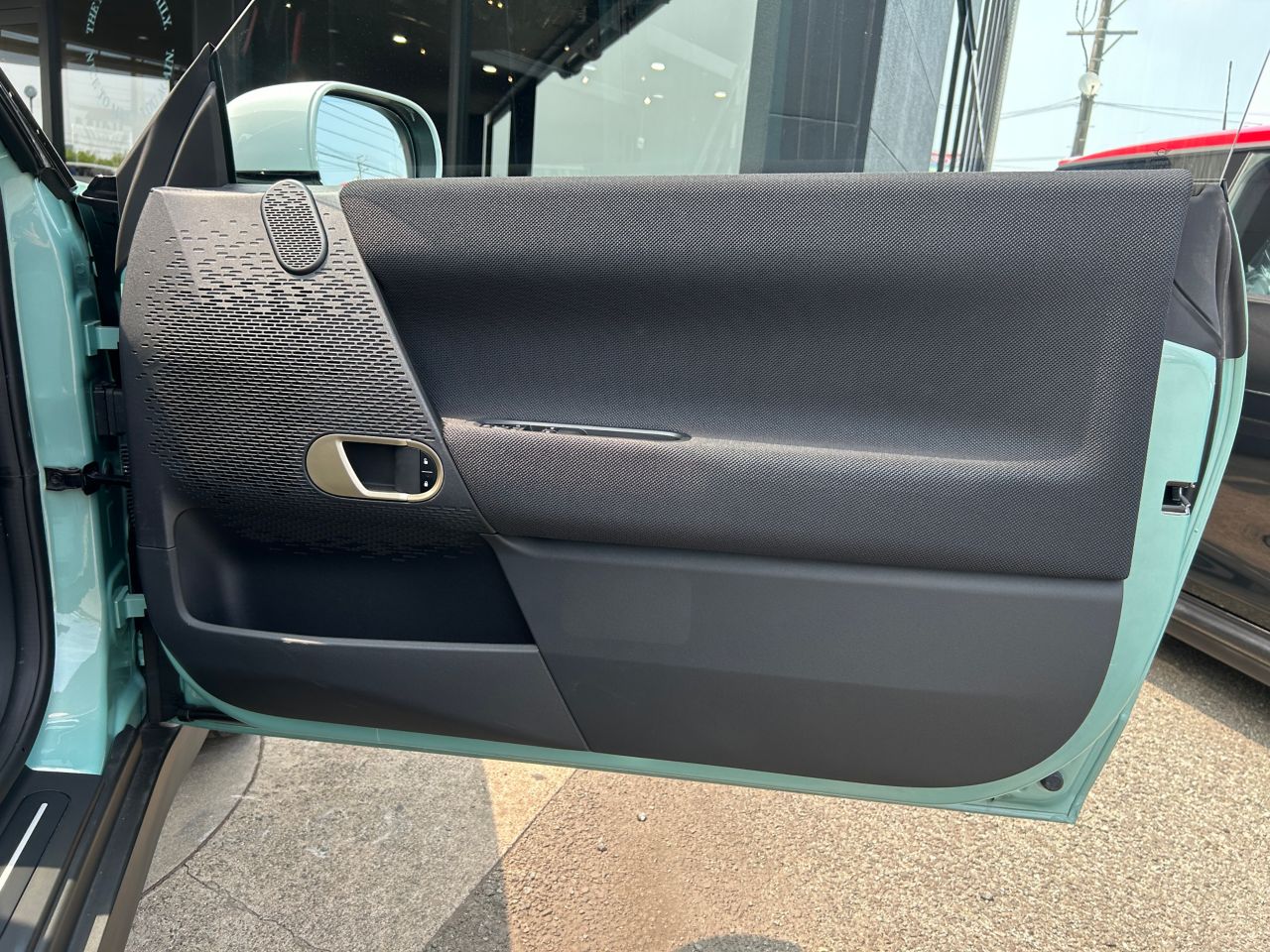 J01 MINI Cooper SE