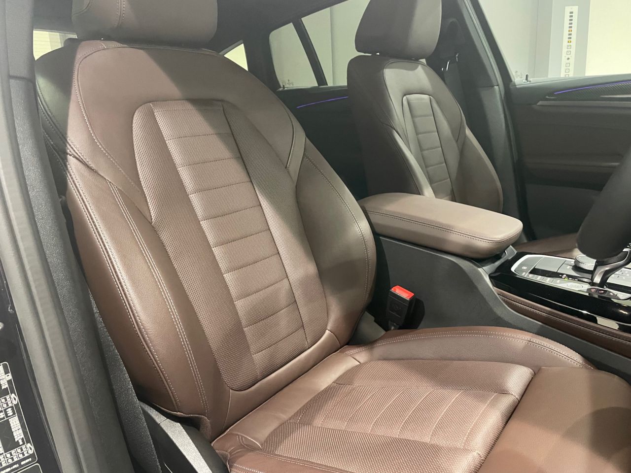 G02 X4 M40i RHD LCI