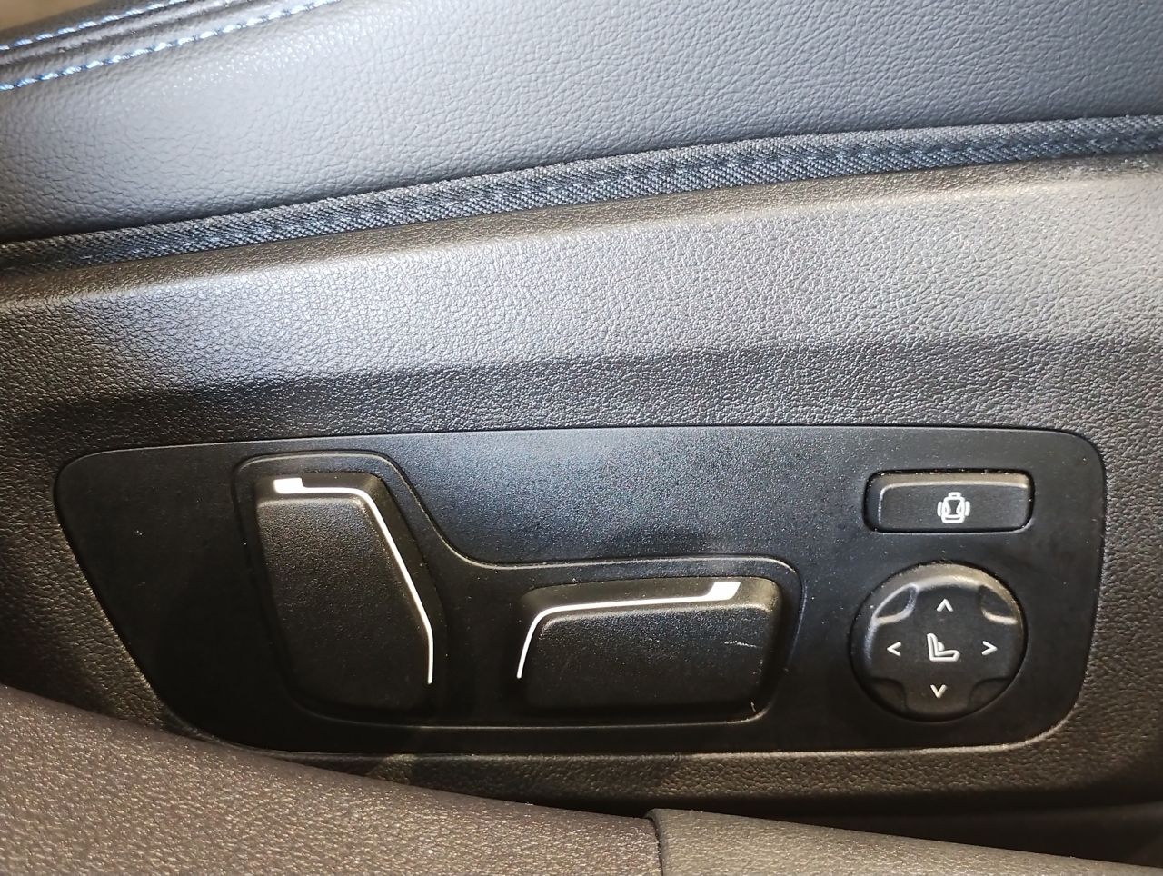 G20 320i Saloon LCI RHD MX