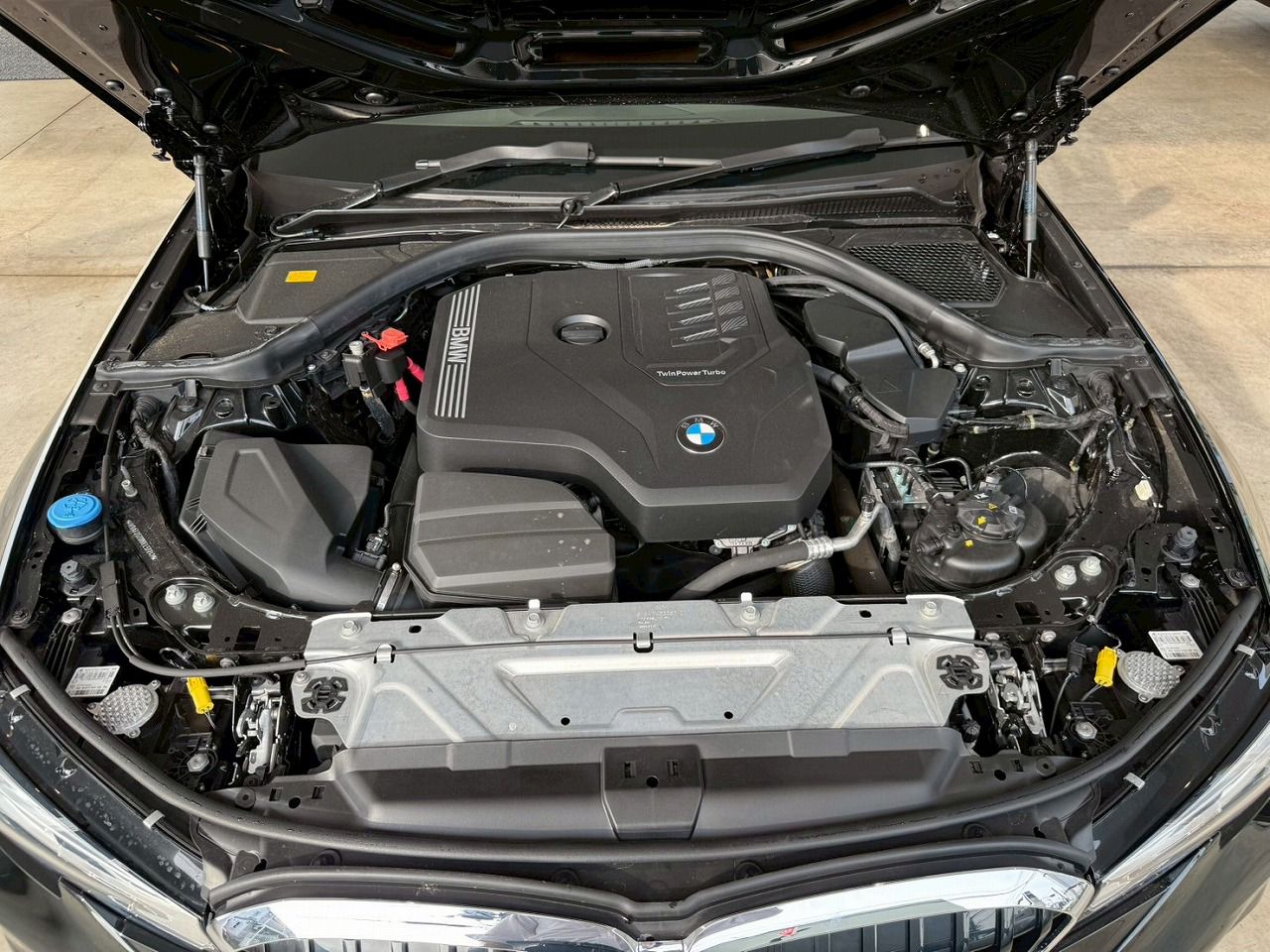 G21 318i Touring