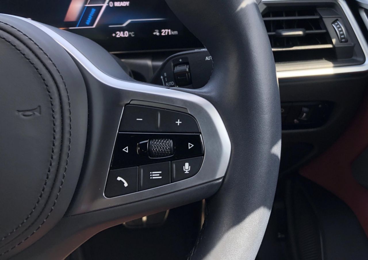 G26 i4 eDrive40 RHD