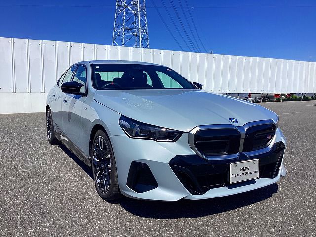 BMW i5 M60 xDrive Sedan RHD