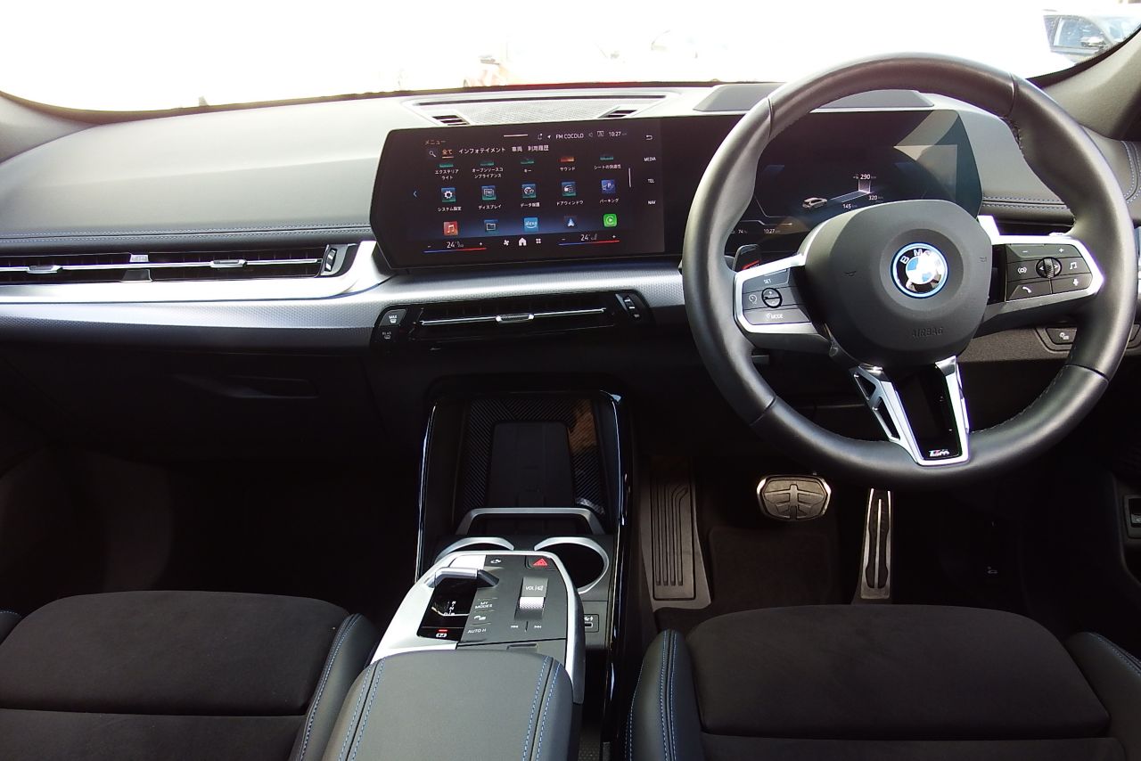 U11 iX1 xDrive30