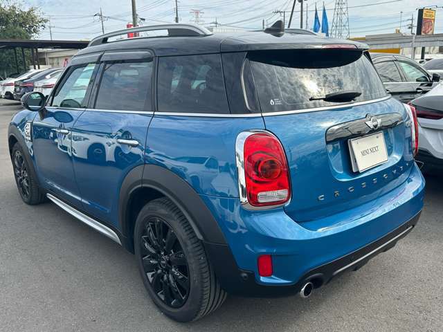 MINI CROSSOVER COOPER D