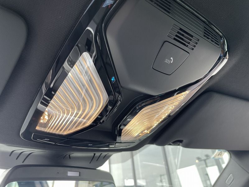 G26 i4 M50 RHD