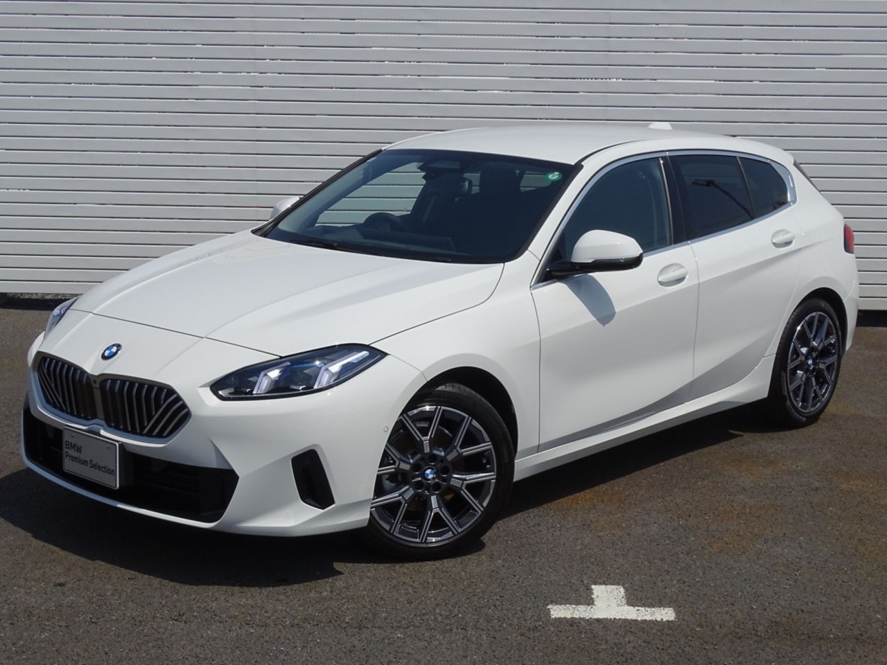120 Sport Sports Hatch