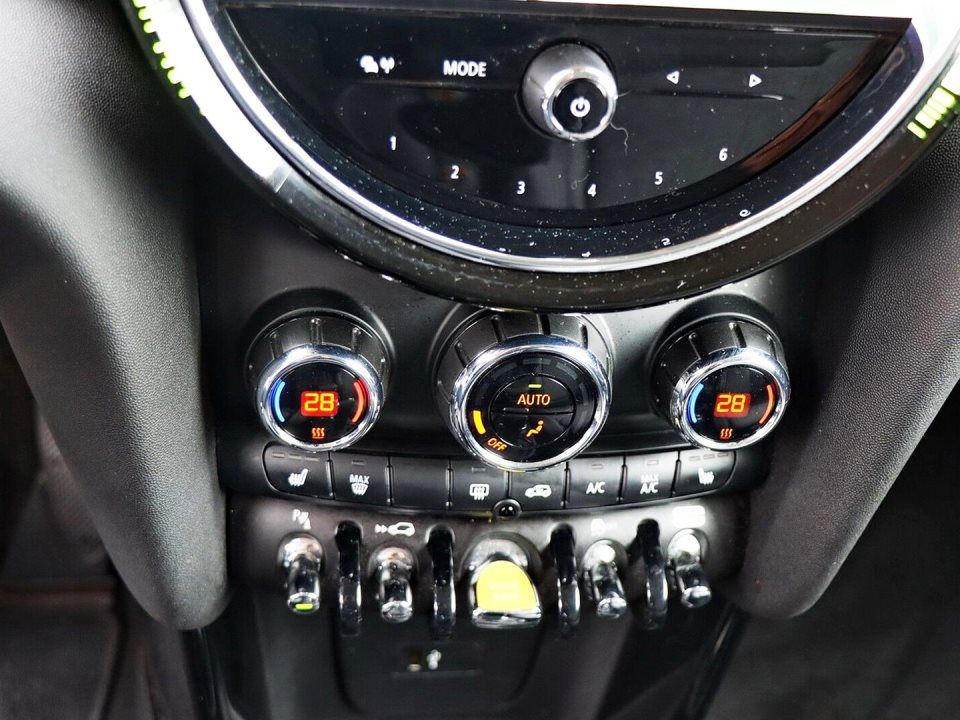 MINI Cooper SE