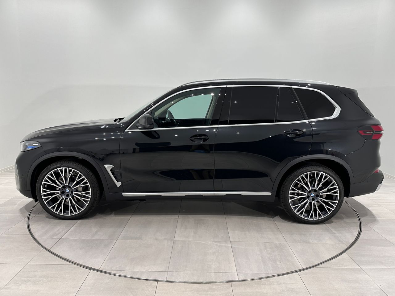 X5 xDrive30d RHD