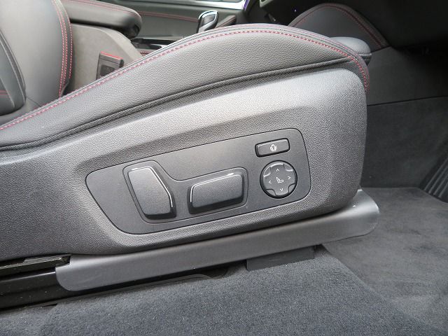 X4 xDrive20d RHD