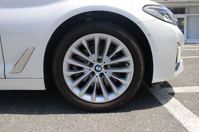 520i Sedan RHD