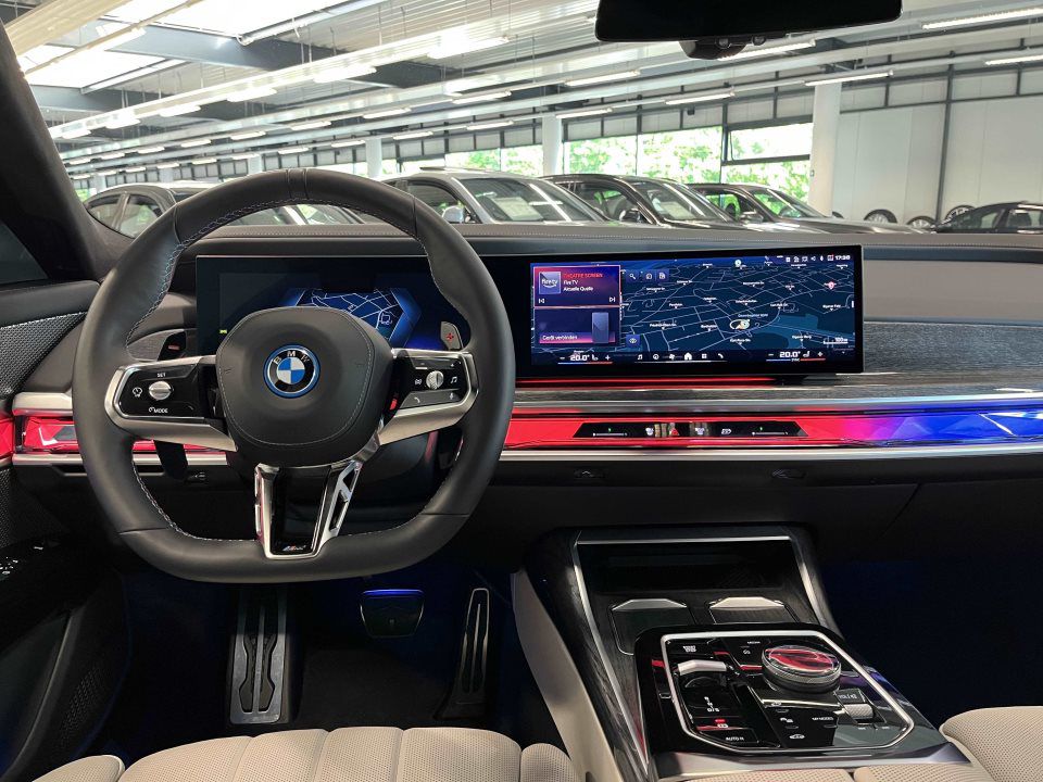 BMW 760