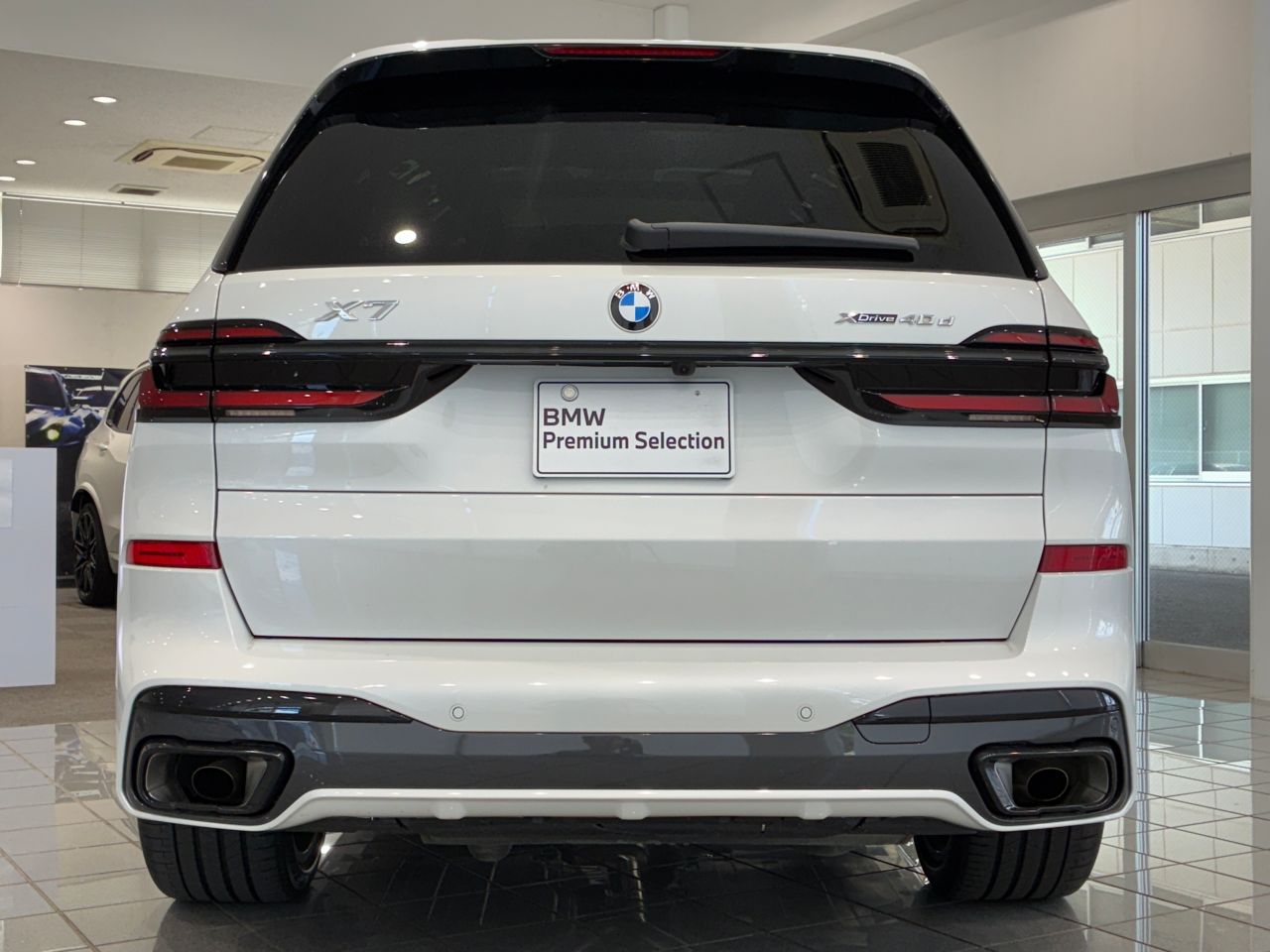 X7 xDrive40d RHD US