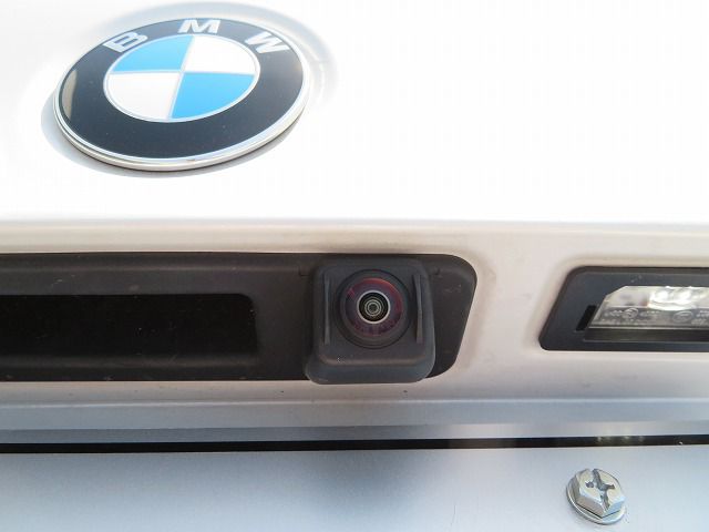 G20 320d xDrive RHD Saloon