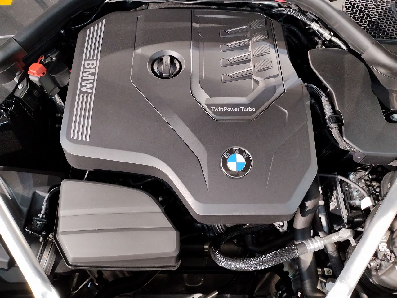 G29 z4 sDrive20i RHD