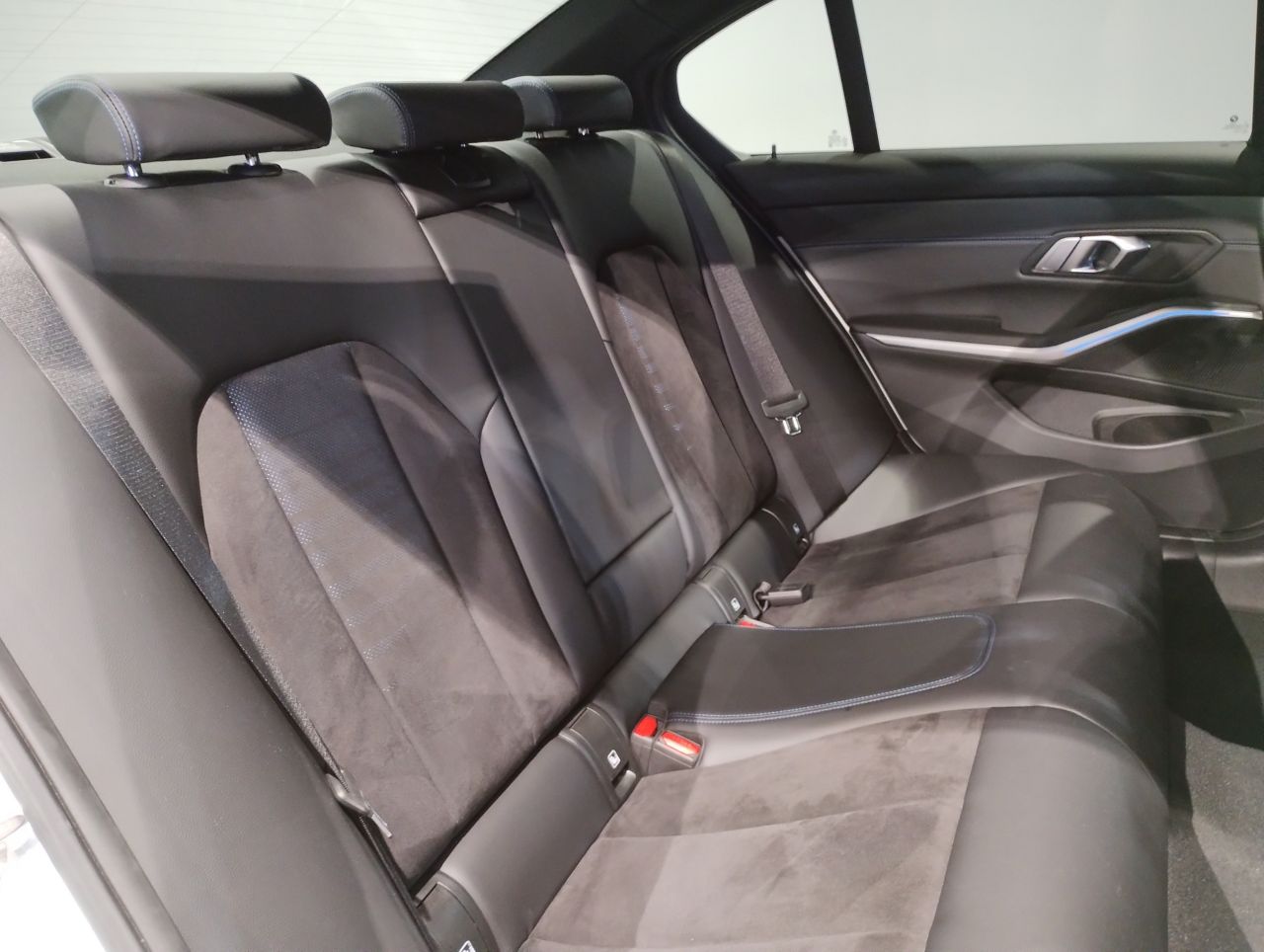 G20 320i Saloon LCI RHD MX