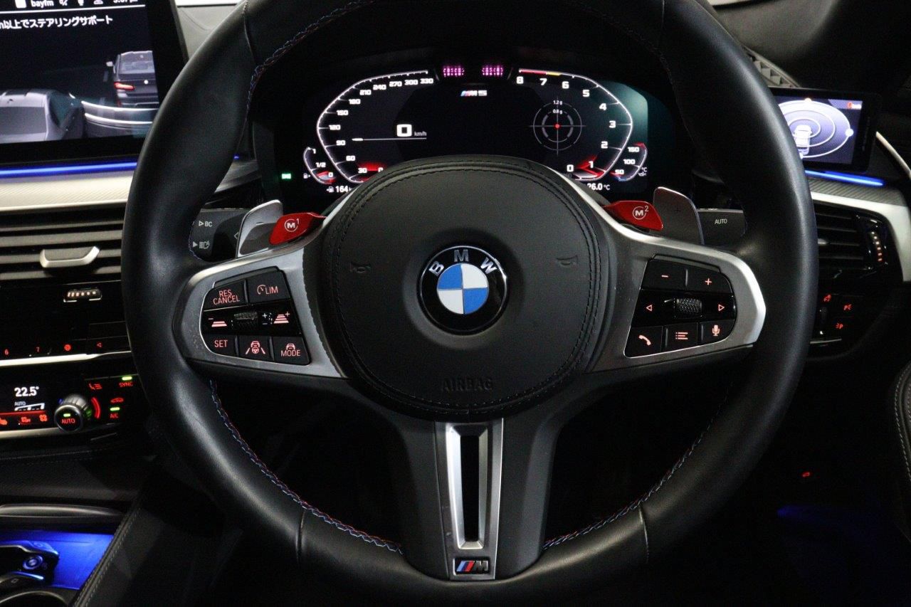M5 Sedan RHD