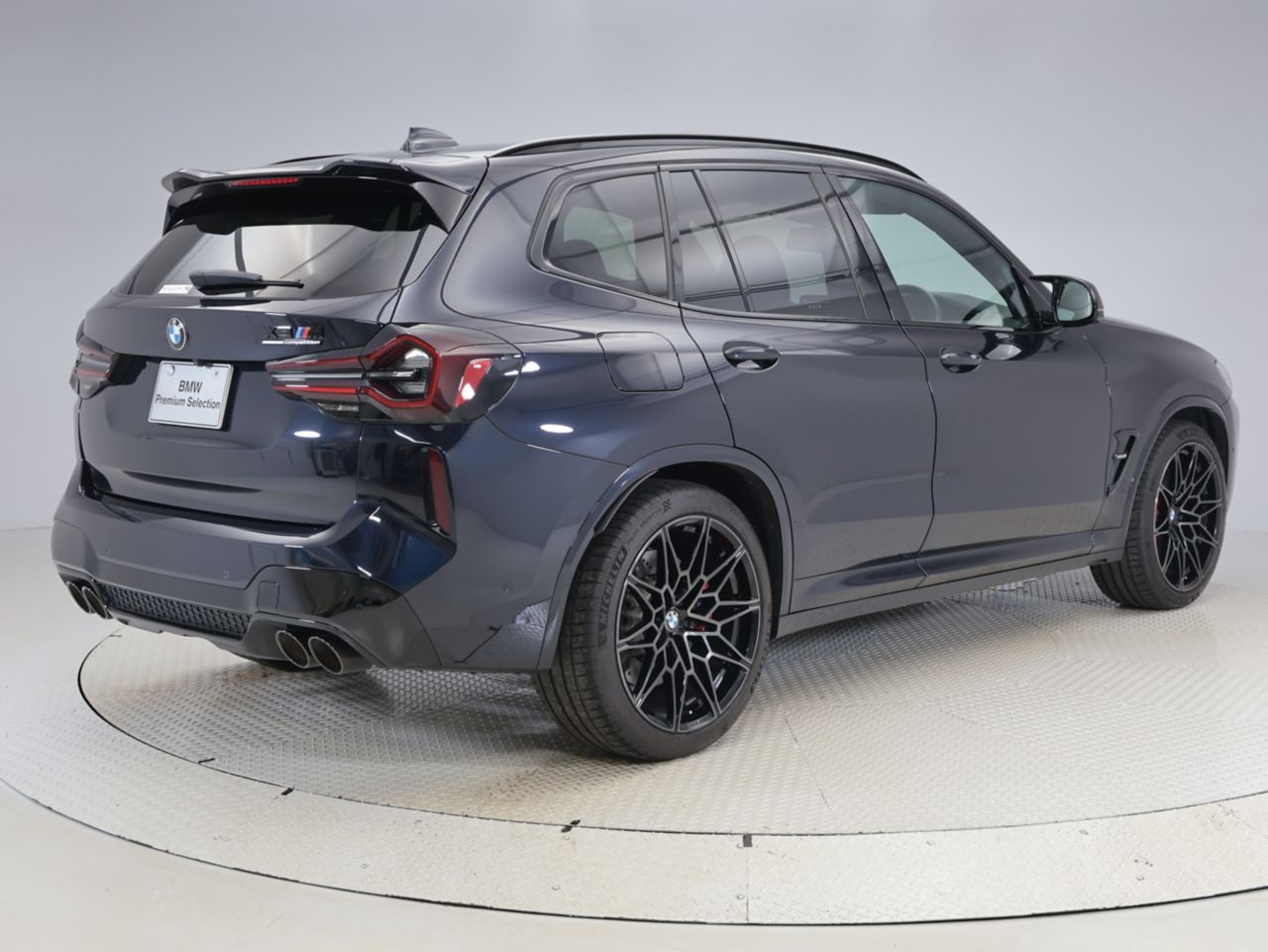 F97 X3 M RHD LCI