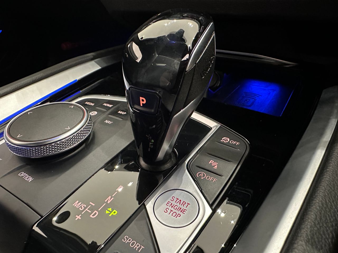 G29 z4 sDrive20i RHD