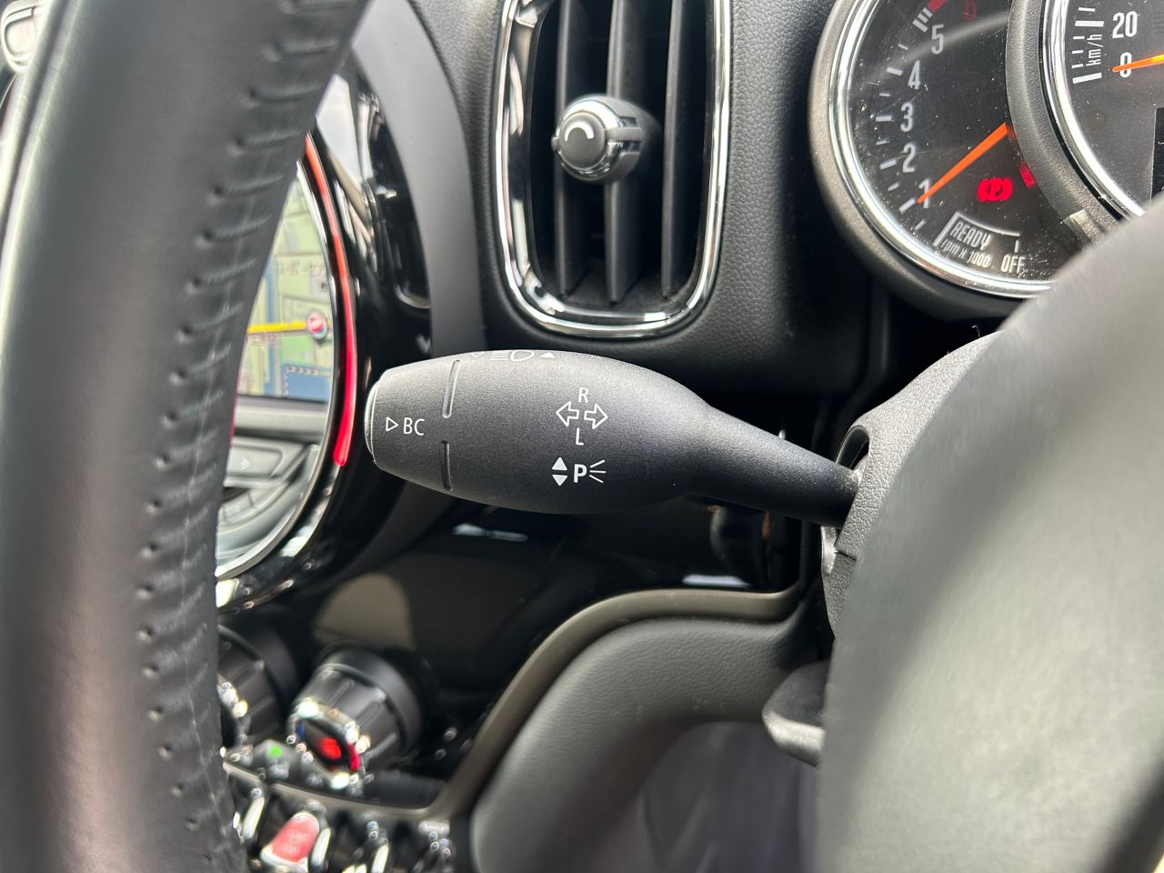 MINI CROSSOVER COOPER D