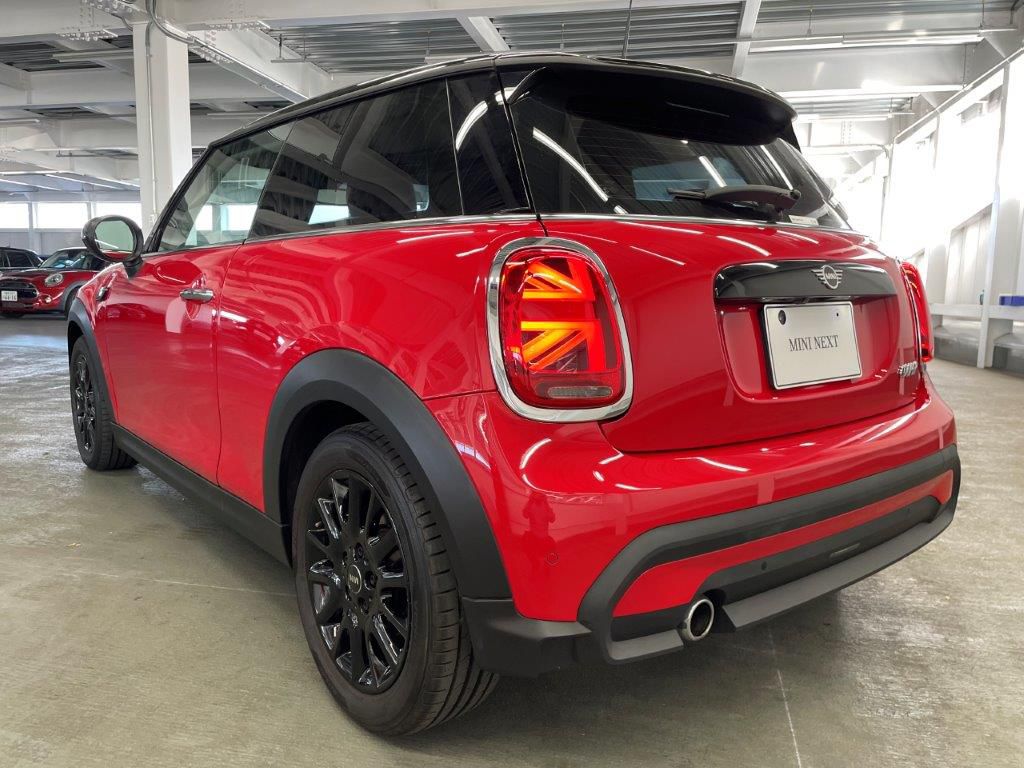 MINI Cooper F56 RHD