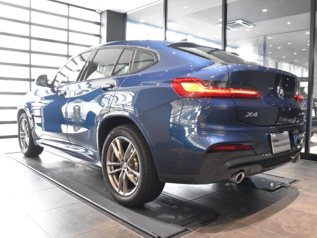 X4 xDrive20d RHD