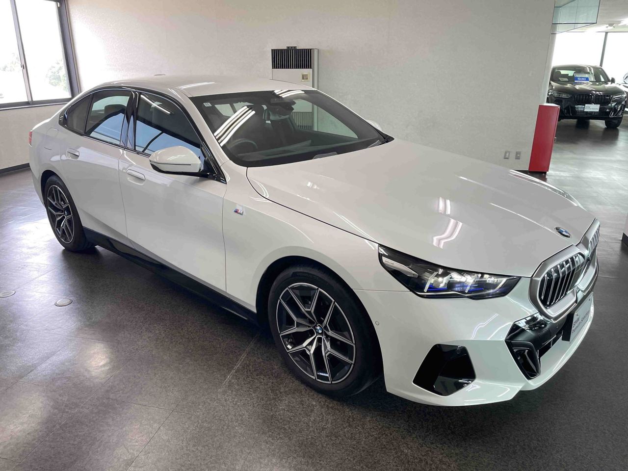 520i Sedan RHD