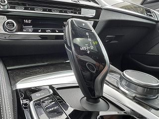 530i Sedan