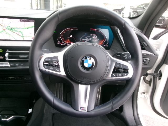F40 118d Sports Hatch 5-door B47 2.0d