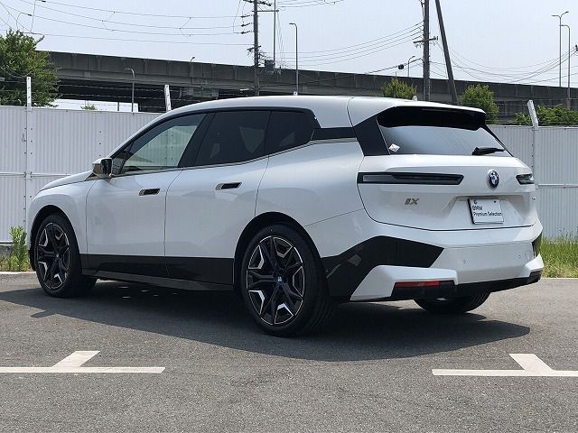 i20 iX xDrive40