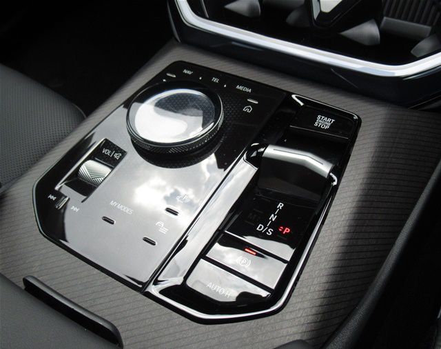 X3 M50 US