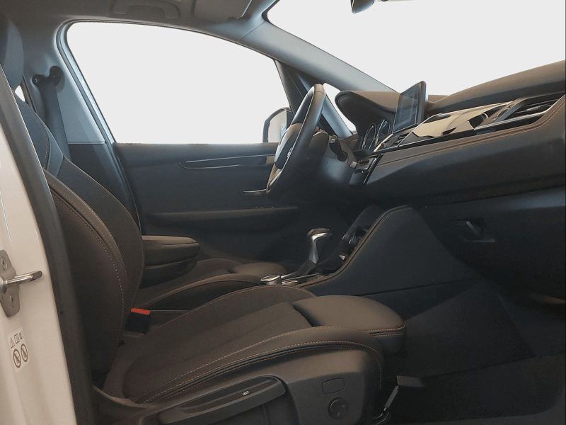 225xe Active Tourer