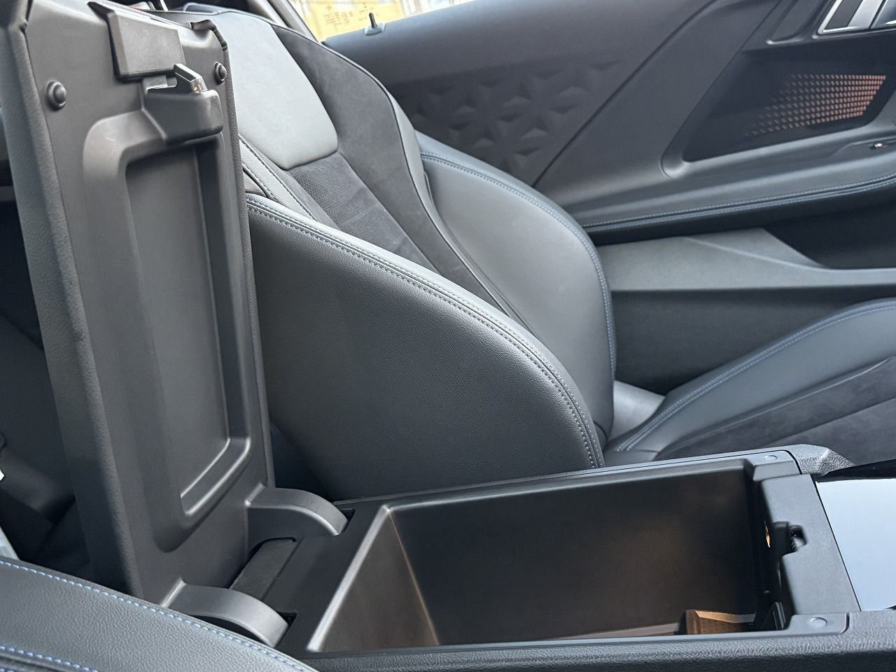 M240i xDrive Coupé RHD