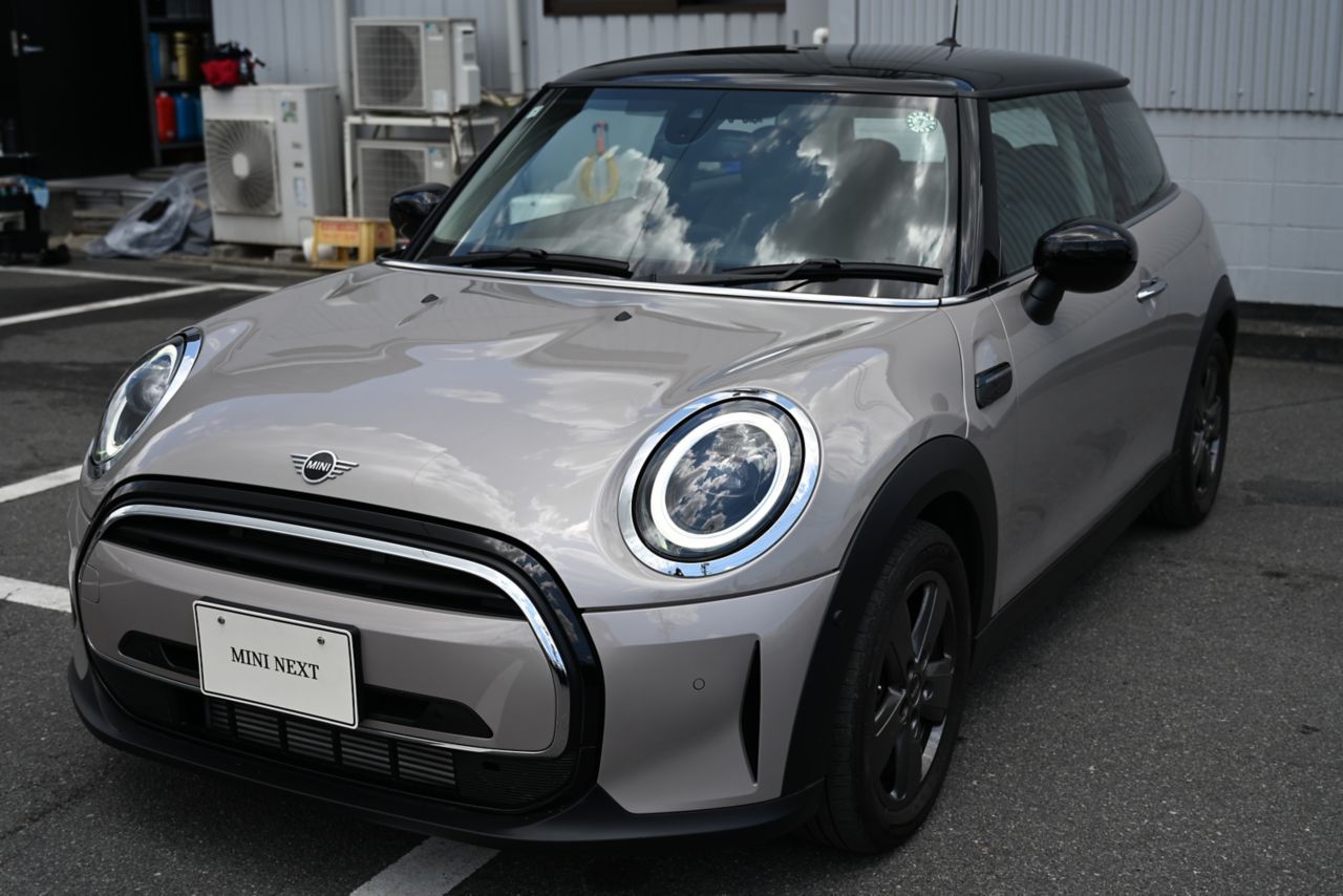 MINI Cooper F56 RHD